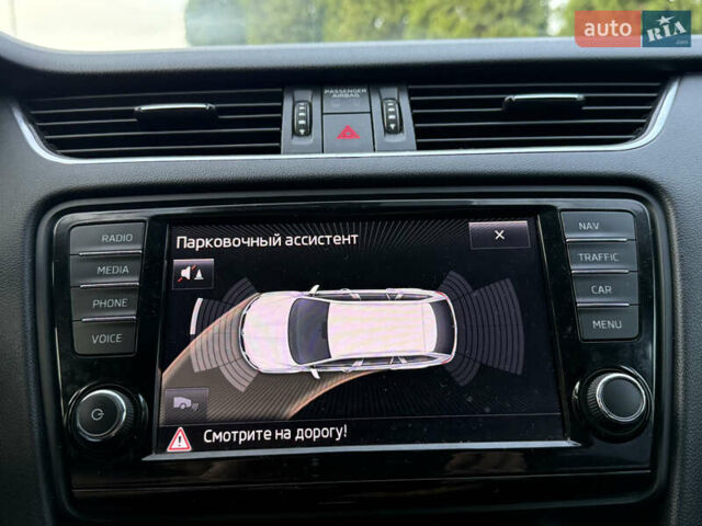 Сірий Шкода Octavia Scout, об'ємом двигуна 2 л та пробігом 216 тис. км за 15499 $, фото 26 на Automoto.ua