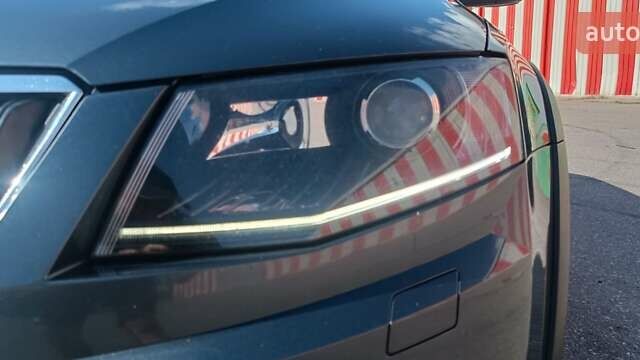 Сірий Шкода Octavia Scout, об'ємом двигуна 1.97 л та пробігом 229 тис. км за 15400 $, фото 1 на Automoto.ua