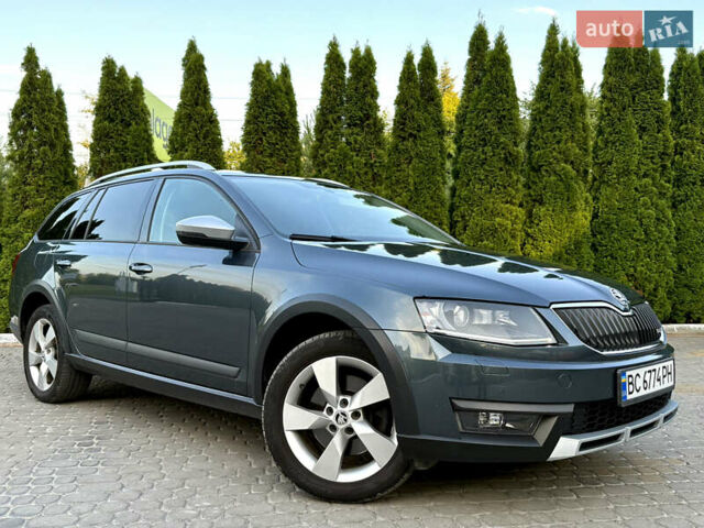 Сірий Шкода Octavia Scout, об'ємом двигуна 2 л та пробігом 216 тис. км за 15499 $, фото 5 на Automoto.ua