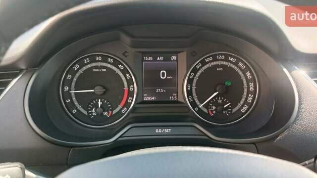 Сірий Шкода Octavia Scout, об'ємом двигуна 1.97 л та пробігом 229 тис. км за 15400 $, фото 12 на Automoto.ua
