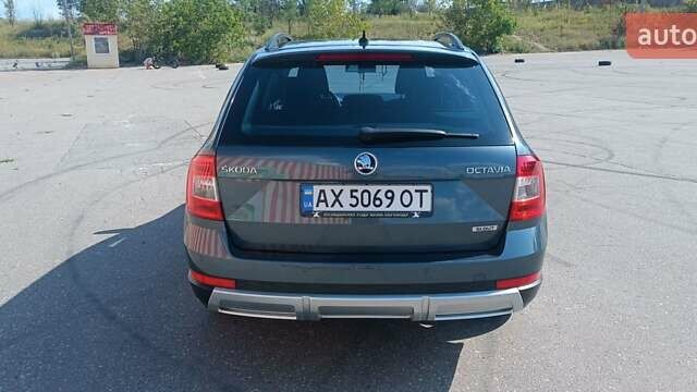 Сірий Шкода Octavia Scout, об'ємом двигуна 1.97 л та пробігом 229 тис. км за 15400 $, фото 7 на Automoto.ua