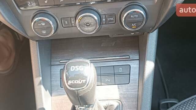 Сірий Шкода Octavia Scout, об'ємом двигуна 1.97 л та пробігом 229 тис. км за 15400 $, фото 16 на Automoto.ua