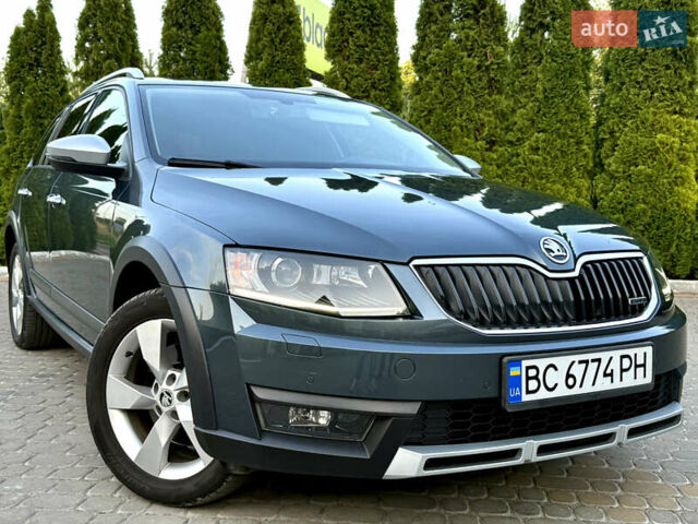 Сірий Шкода Octavia Scout, об'ємом двигуна 2 л та пробігом 216 тис. км за 15499 $, фото 2 на Automoto.ua