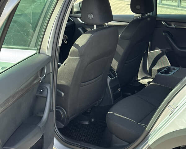 Сірий Шкода Octavia Scout, об'ємом двигуна 2 л та пробігом 290 тис. км за 15999 $, фото 16 на Automoto.ua