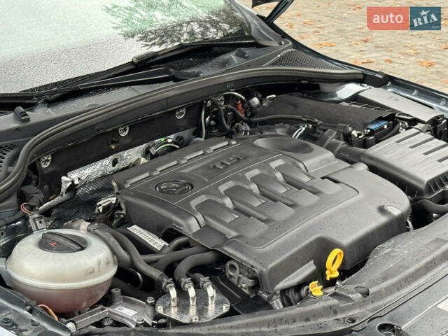 Серый Шкода Октавия Скаут, объемом двигателя 2 л и пробегом 251 тыс. км за 15950 $, фото 124 на Automoto.ua