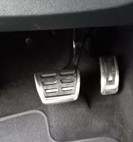 Сірий Шкода Octavia Scout, об'ємом двигуна 2 л та пробігом 220 тис. км за 18900 $, фото 11 на Automoto.ua