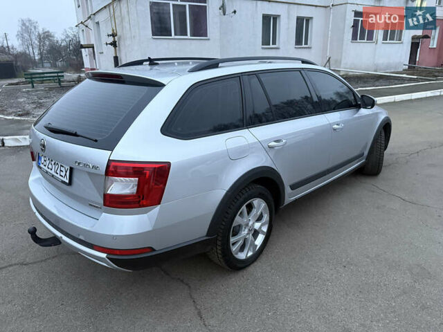 Сірий Шкода Octavia Scout, об'ємом двигуна 2 л та пробігом 270 тис. км за 15700 $, фото 3 на Automoto.ua