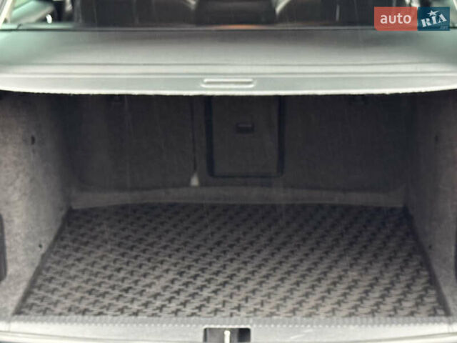 Серый Шкода Октавия Скаут, объемом двигателя 2 л и пробегом 251 тыс. км за 15950 $, фото 118 на Automoto.ua