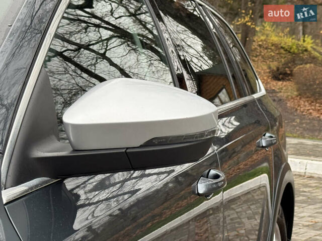 Серый Шкода Октавия Скаут, объемом двигателя 2 л и пробегом 251 тыс. км за 15950 $, фото 32 на Automoto.ua