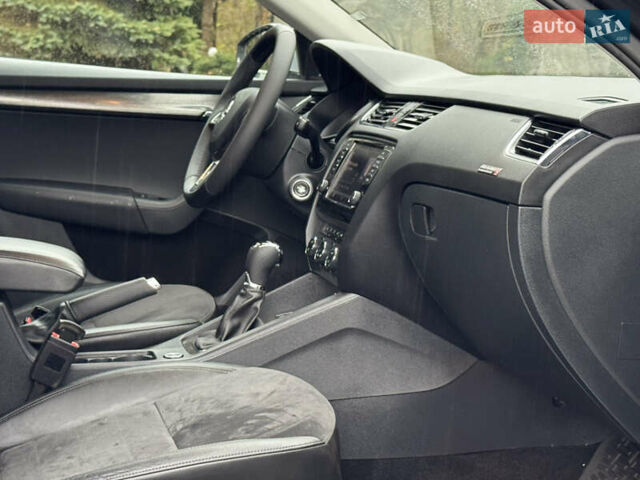 Серый Шкода Октавия Скаут, объемом двигателя 2 л и пробегом 251 тыс. км за 15950 $, фото 85 на Automoto.ua