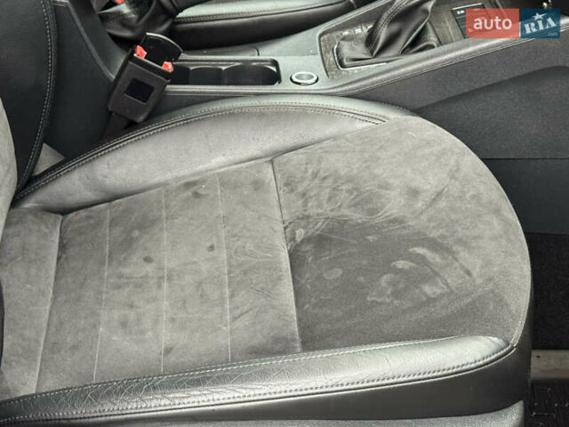 Серый Шкода Октавия Скаут, объемом двигателя 2 л и пробегом 251 тыс. км за 15950 $, фото 89 на Automoto.ua