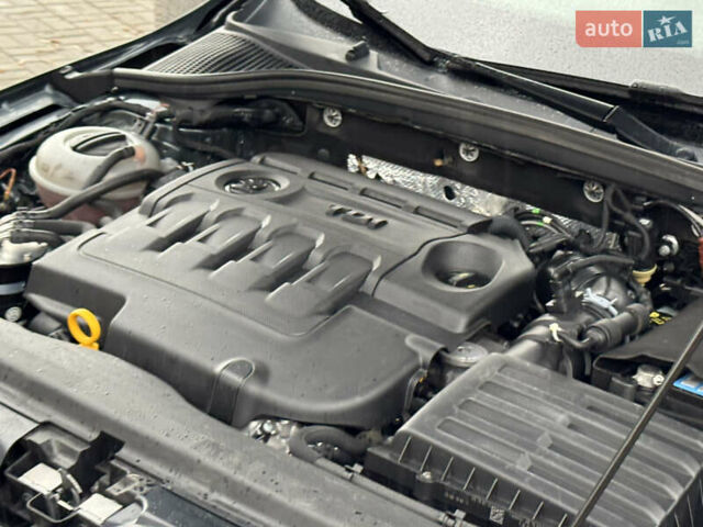 Серый Шкода Октавия Скаут, объемом двигателя 2 л и пробегом 251 тыс. км за 15950 $, фото 123 на Automoto.ua
