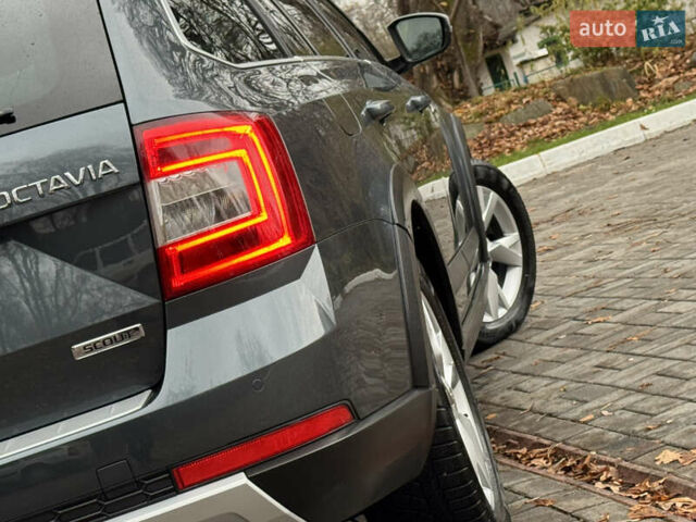 Серый Шкода Октавия Скаут, объемом двигателя 2 л и пробегом 251 тыс. км за 15950 $, фото 41 на Automoto.ua