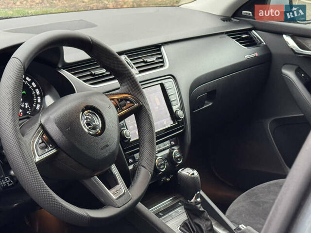 Серый Шкода Октавия Скаут, объемом двигателя 2 л и пробегом 251 тыс. км за 15950 $, фото 76 на Automoto.ua