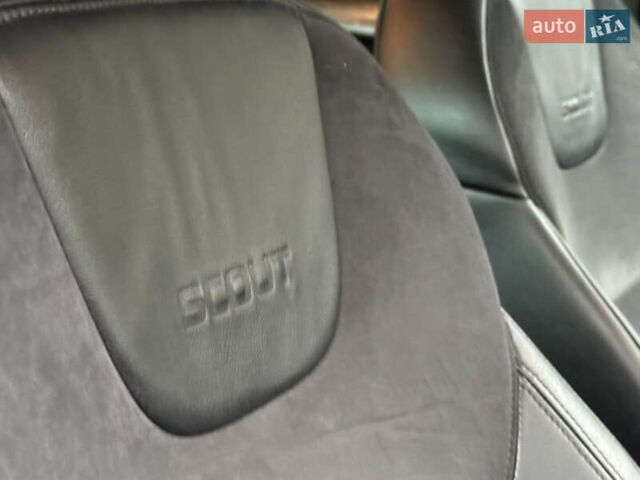 Серый Шкода Октавия Скаут, объемом двигателя 2 л и пробегом 251 тыс. км за 15950 $, фото 91 на Automoto.ua