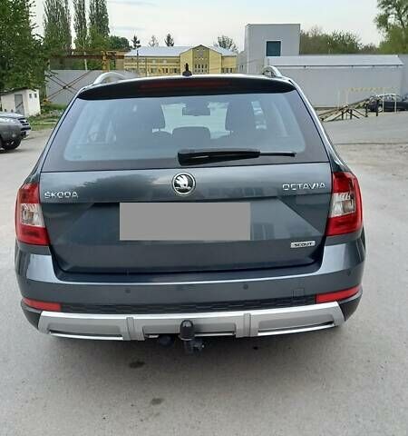 Сірий Шкода Octavia Scout, об'ємом двигуна 2 л та пробігом 220 тис. км за 18900 $, фото 3 на Automoto.ua