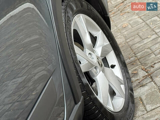 Серый Шкода Октавия Скаут, объемом двигателя 2 л и пробегом 251 тыс. км за 15950 $, фото 14 на Automoto.ua