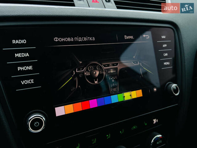 Серый Шкода Октавия Скаут, объемом двигателя 1.97 л и пробегом 253 тыс. км за 18200 $, фото 25 на Automoto.ua