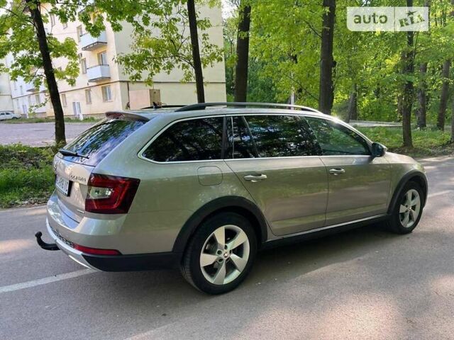 Сірий Шкода Octavia Scout, об'ємом двигуна 2 л та пробігом 260 тис. км за 17499 $, фото 3 на Automoto.ua