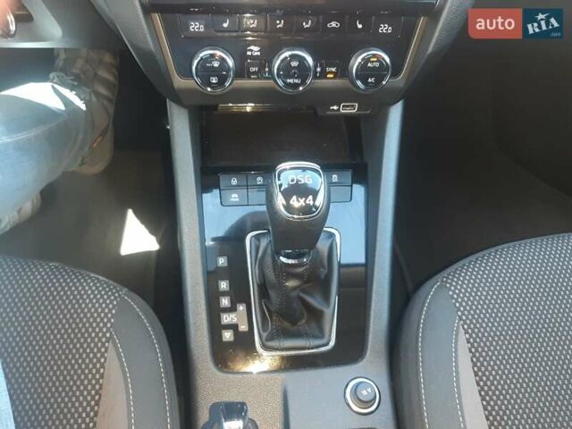 Серый Шкода Октавия Скаут, объемом двигателя 1.97 л и пробегом 187 тыс. км за 20800 $, фото 19 на Automoto.ua