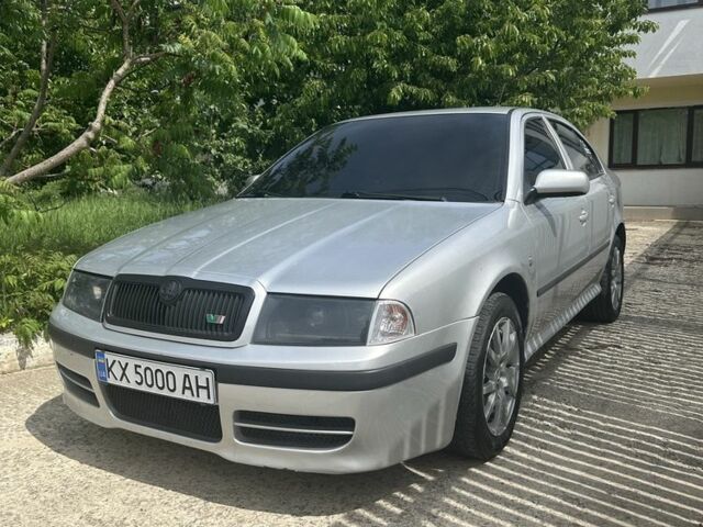 Сірий Шкода Octavia Scout, об'ємом двигуна 1.8 л та пробігом 327 тис. км за 6100 $, фото 5 на Automoto.ua