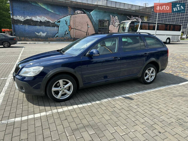 Синий Шкода Октавия Скаут, объемом двигателя 1.8 л и пробегом 155 тыс. км за 9300 $, фото 90 на Automoto.ua