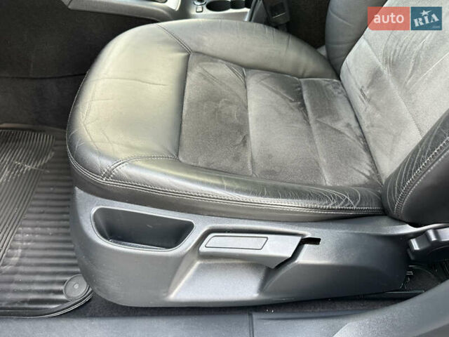 Синий Шкода Октавия Скаут, объемом двигателя 1.8 л и пробегом 155 тыс. км за 9300 $, фото 151 на Automoto.ua