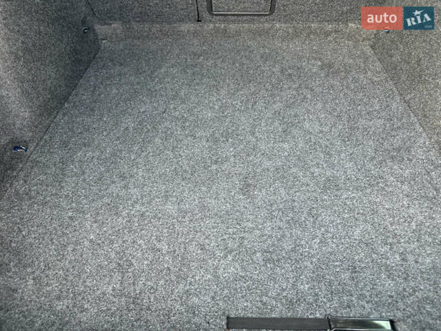 Синий Шкода Октавия Скаут, объемом двигателя 1.8 л и пробегом 155 тыс. км за 9300 $, фото 131 на Automoto.ua