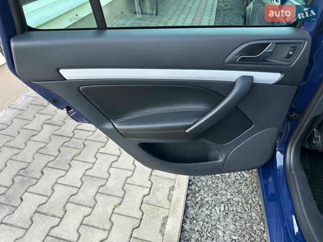 Синий Шкода Октавия Скаут, объемом двигателя 1.8 л и пробегом 155 тыс. км за 9300 $, фото 192 на Automoto.ua