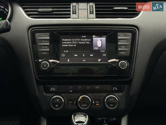 Синій Шкода Octavia Scout, об'ємом двигуна 2 л та пробігом 265 тис. км за 13600 $, фото 35 на Automoto.ua