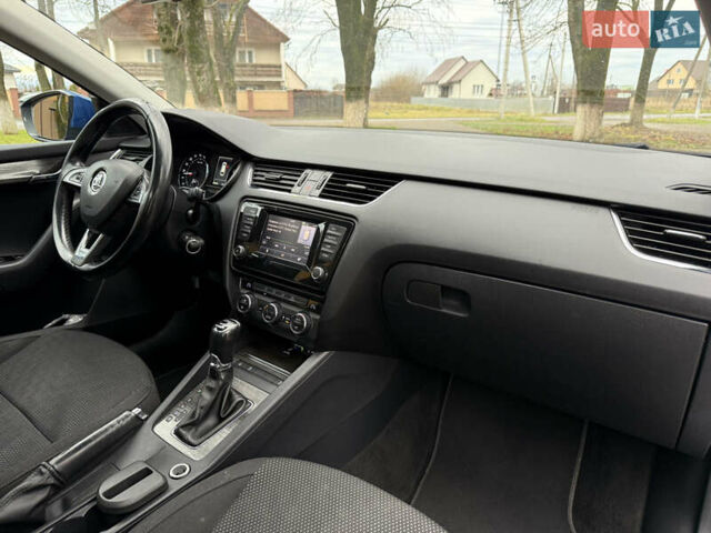 Синій Шкода Octavia Scout, об'ємом двигуна 2 л та пробігом 265 тис. км за 13600 $, фото 38 на Automoto.ua