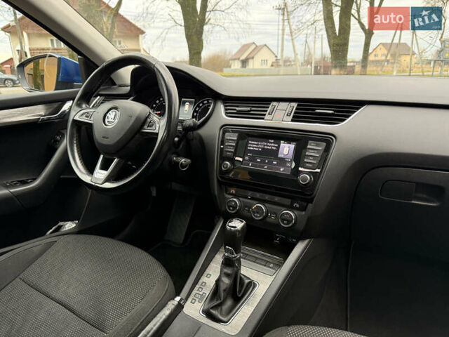 Синій Шкода Octavia Scout, об'ємом двигуна 2 л та пробігом 265 тис. км за 13600 $, фото 39 на Automoto.ua