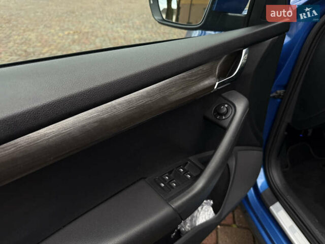 Синій Шкода Octavia Scout, об'ємом двигуна 2 л та пробігом 265 тис. км за 13600 $, фото 40 на Automoto.ua