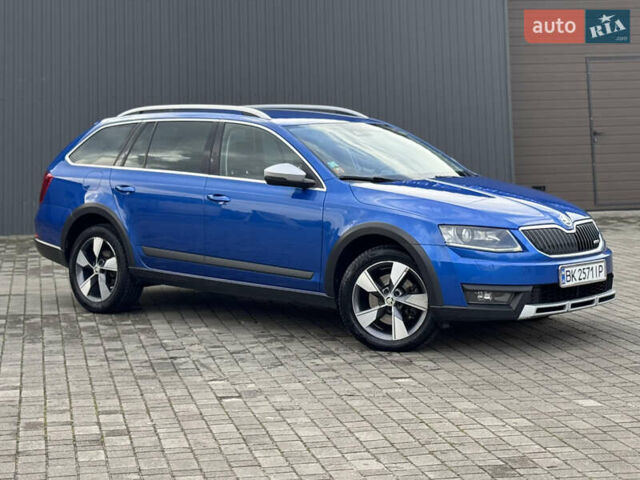 Синій Шкода Octavia Scout, об'ємом двигуна 2 л та пробігом 250 тис. км за 14350 $, фото 4 на Automoto.ua