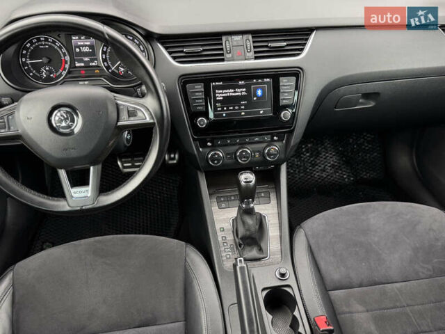 Синій Шкода Octavia Scout, об'ємом двигуна 2 л та пробігом 250 тис. км за 14350 $, фото 30 на Automoto.ua