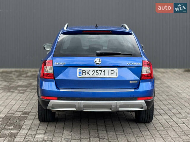 Синій Шкода Octavia Scout, об'ємом двигуна 2 л та пробігом 250 тис. км за 14350 $, фото 9 на Automoto.ua
