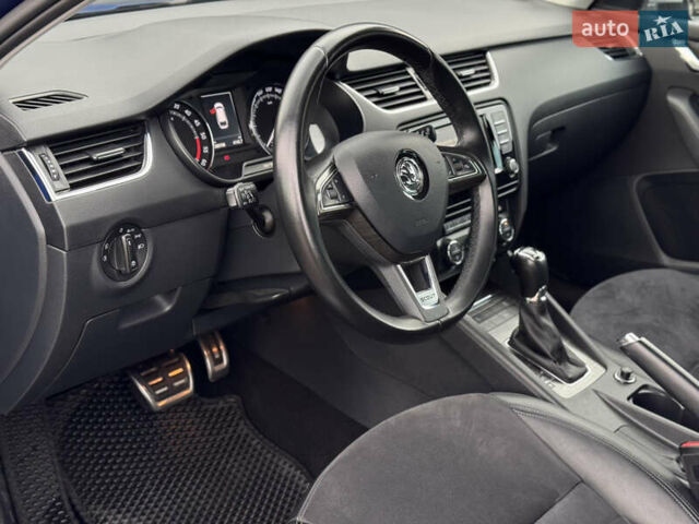 Синій Шкода Octavia Scout, об'ємом двигуна 2 л та пробігом 250 тис. км за 14350 $, фото 22 на Automoto.ua