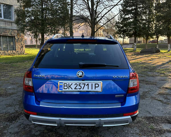 Синий Шкода Октавия Скаут, объемом двигателя 1.97 л и пробегом 289 тыс. км за 13450 $, фото 46 на Automoto.ua