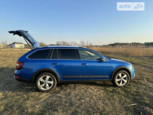 Синій Шкода Octavia Scout, об'ємом двигуна 1.97 л та пробігом 167 тис. км за 20200 $, фото 27 на Automoto.ua