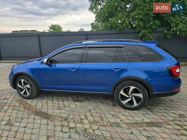 Синий Шкода Октавия Скаут, объемом двигателя 1.97 л и пробегом 227 тыс. км за 18700 $, фото 6 на Automoto.ua