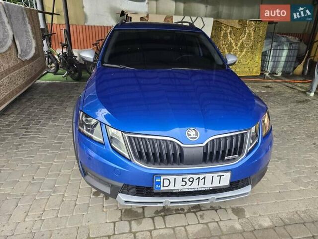 Синий Шкода Октавия Скаут, объемом двигателя 1.97 л и пробегом 227 тыс. км за 18700 $, фото 17 на Automoto.ua