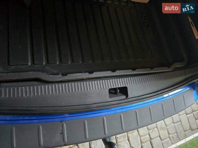 Синий Шкода Октавия Скаут, объемом двигателя 1.97 л и пробегом 227 тыс. км за 18700 $, фото 11 на Automoto.ua