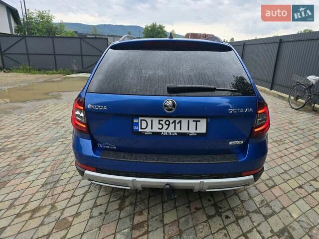 Синий Шкода Октавия Скаут, объемом двигателя 1.97 л и пробегом 227 тыс. км за 18700 $, фото 7 на Automoto.ua