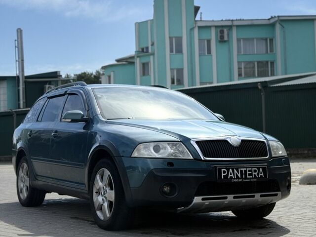 Зеленый Шкода Октавия Скаут, объемом двигателя 2 л и пробегом 382 тыс. км за 4200 $, фото 1 на Automoto.ua