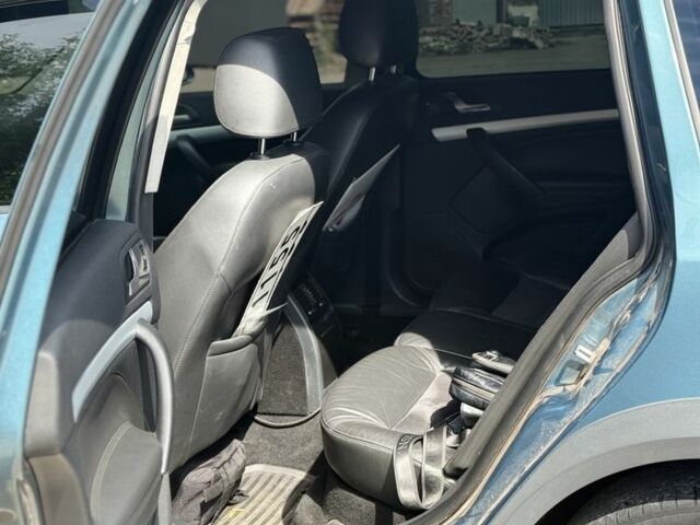 Зеленый Шкода Октавия Скаут, объемом двигателя 2 л и пробегом 382 тыс. км за 4200 $, фото 4 на Automoto.ua