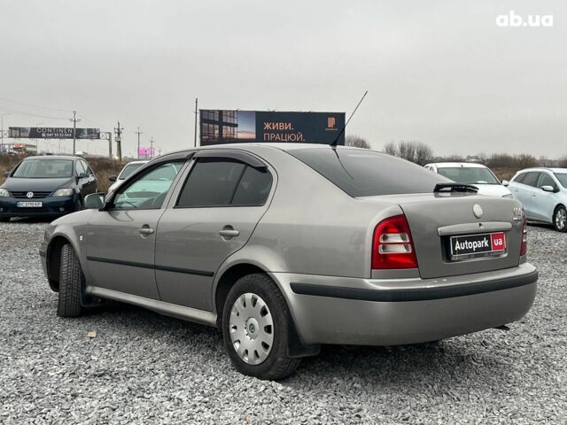 Коричневий Шкода Октавія Тур, об'ємом двигуна 1.6 л та пробігом 276 тис. км за 4440 $, фото 11 на Automoto.ua