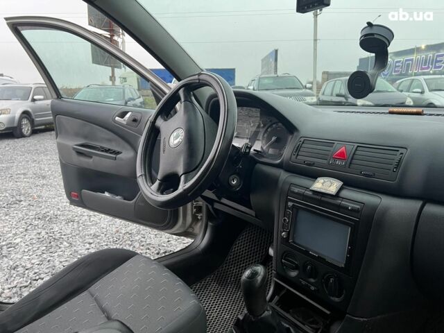 Коричневий Шкода Октавія Тур, об'ємом двигуна 1.6 л та пробігом 276 тис. км за 4440 $, фото 35 на Automoto.ua