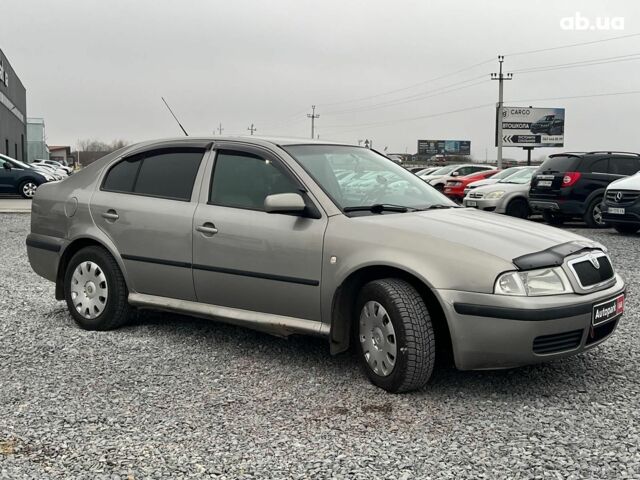 Коричневий Шкода Октавія Тур, об'ємом двигуна 1.6 л та пробігом 276 тис. км за 4440 $, фото 4 на Automoto.ua