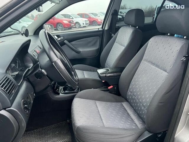 Коричневий Шкода Октавія Тур, об'ємом двигуна 1.6 л та пробігом 276 тис. км за 4440 $, фото 20 на Automoto.ua