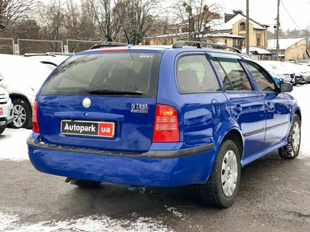 Синий Шкода Октавия Тур, объемом двигателя 16 л и пробегом 258 тыс. км за 6190 $, фото 2 на Automoto.ua